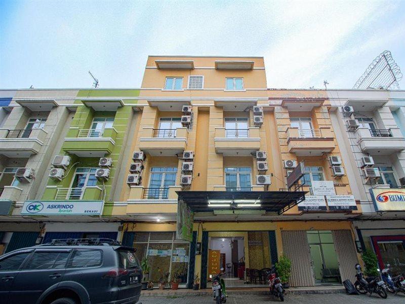 Hotel Arjuna Bekasi Eksteriør billede