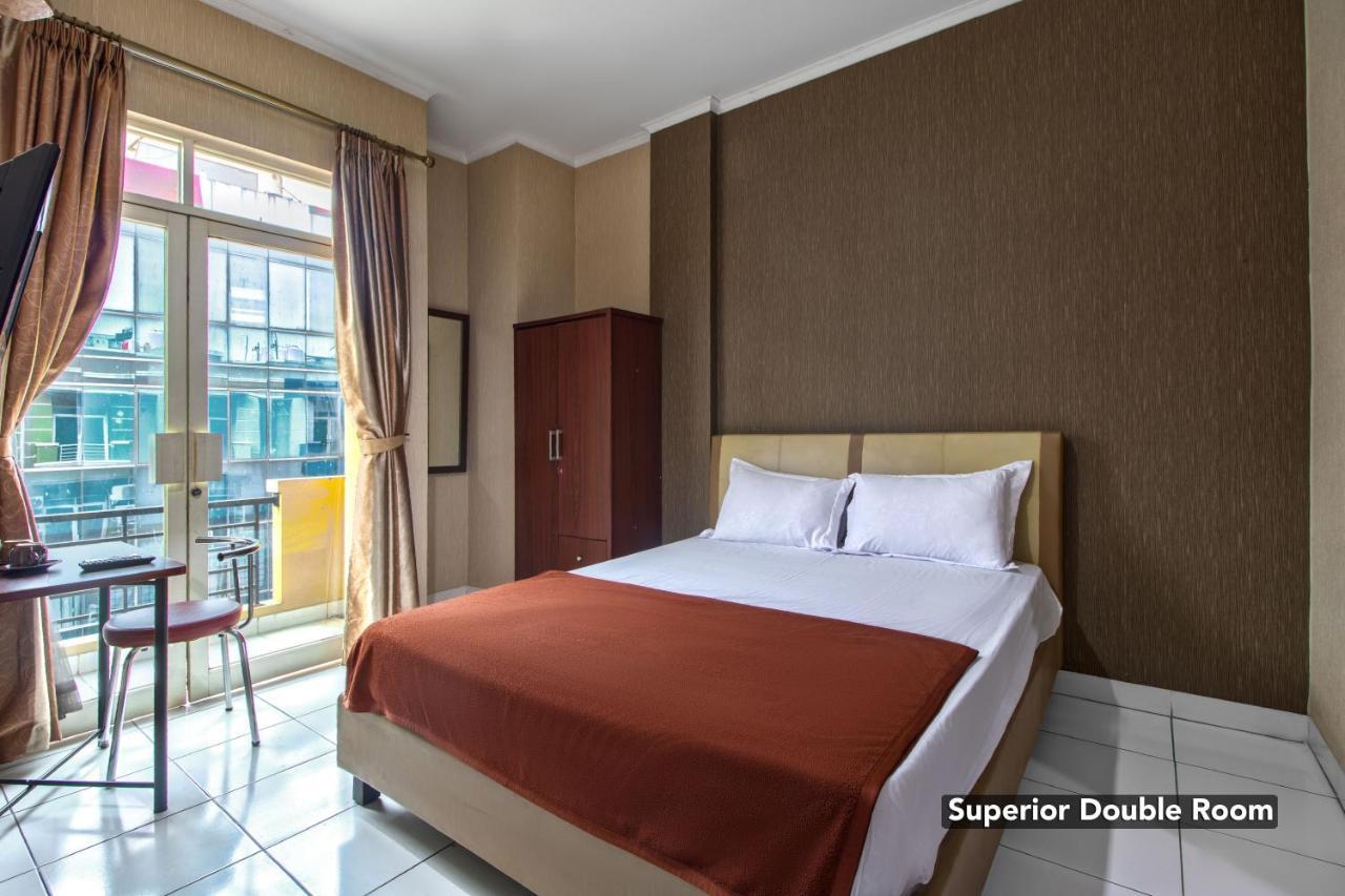 Hotel Arjuna Bekasi Eksteriør billede