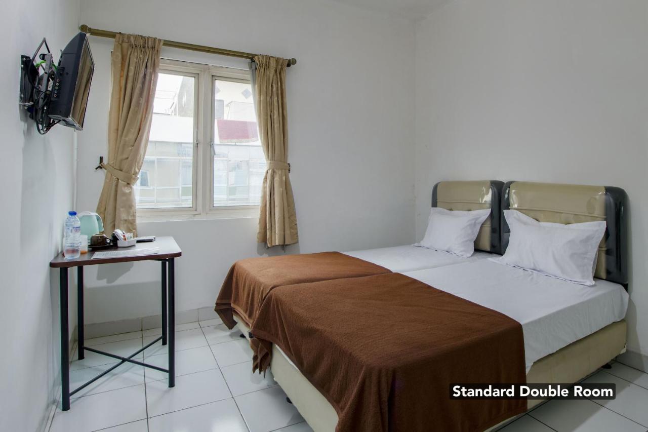 Hotel Arjuna Bekasi Eksteriør billede