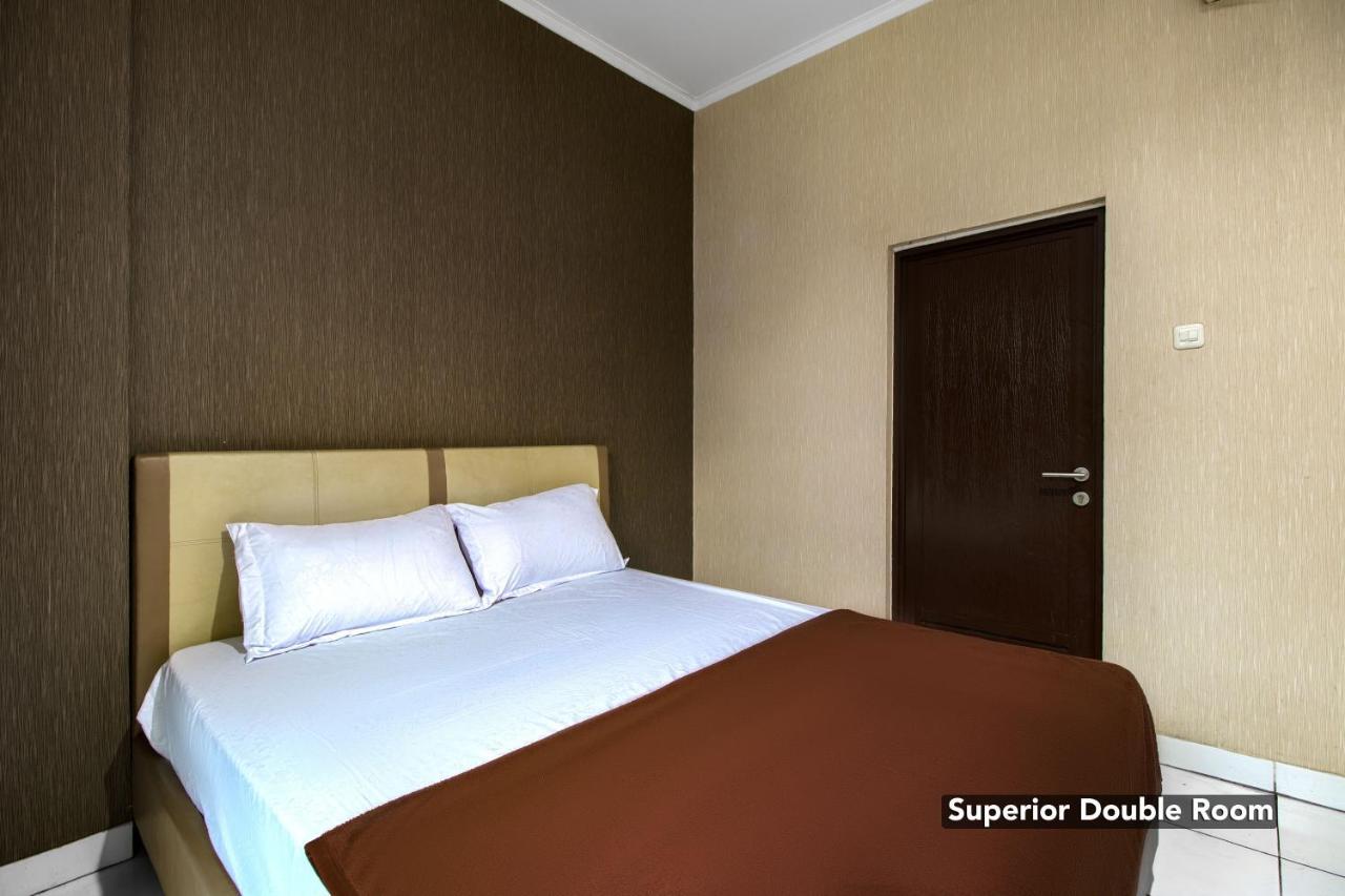 Hotel Arjuna Bekasi Eksteriør billede